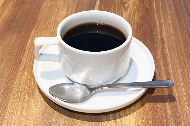 歯が黄ばむ原因