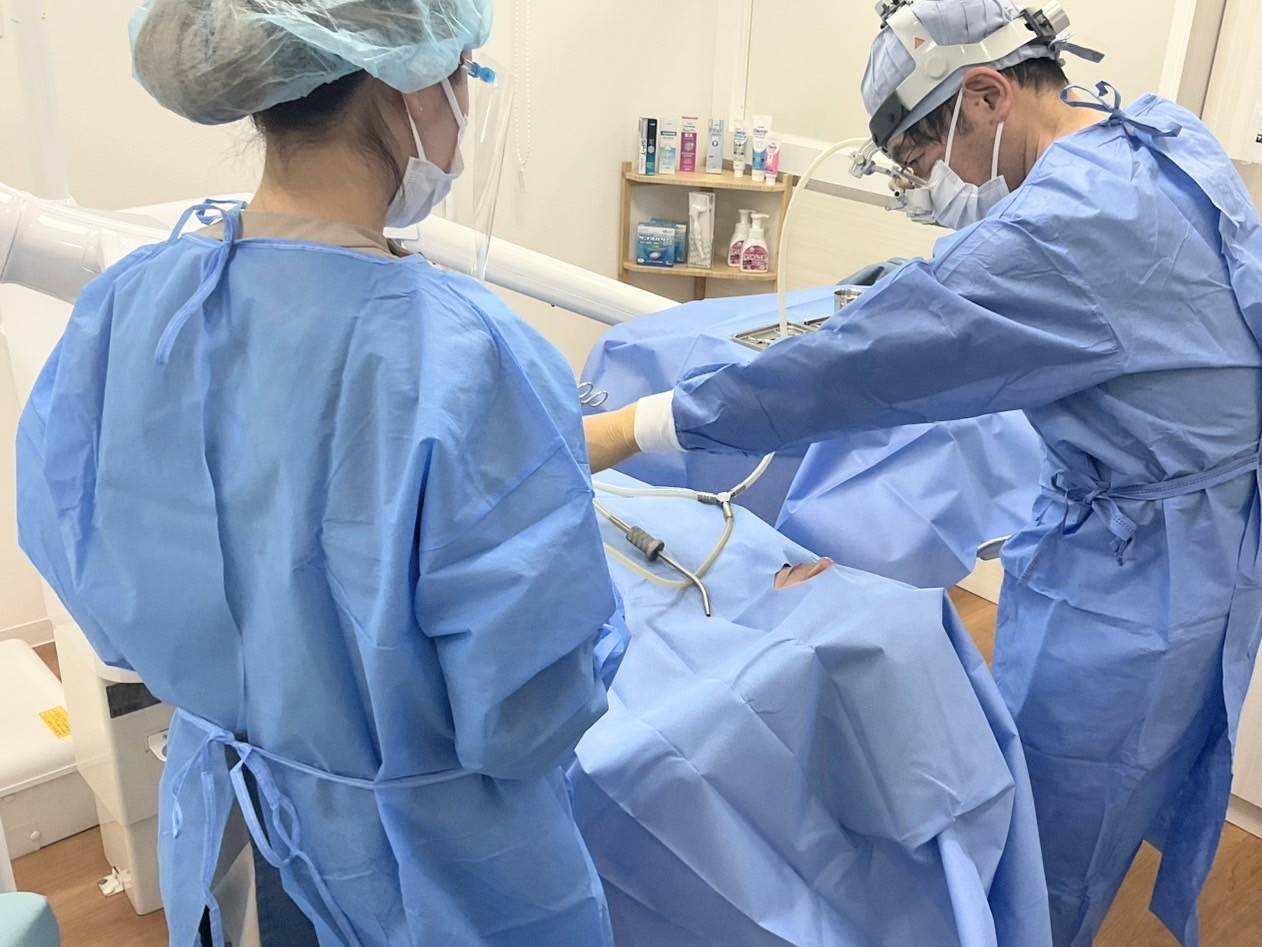 インプラント手術の様子